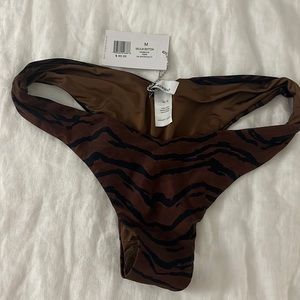 WeWoreWhat tiger delilah bottom
